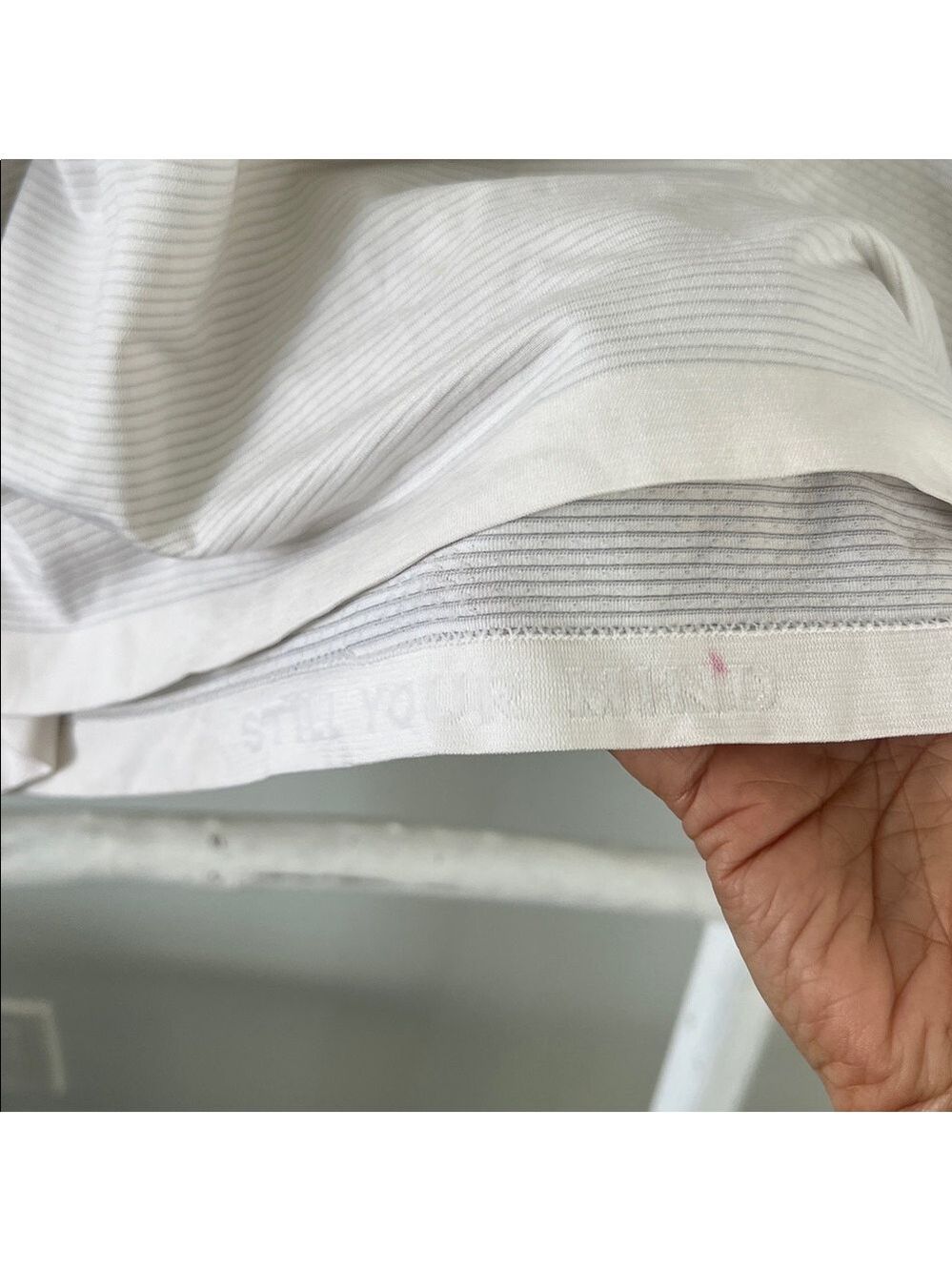 Lululemon White swiftly tech Long Sleeve stripe thumb hole athletic Top medium - Picture 5 of 8